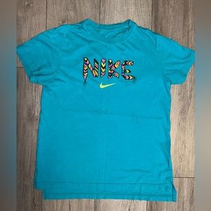 Boys NIKE T-shirt